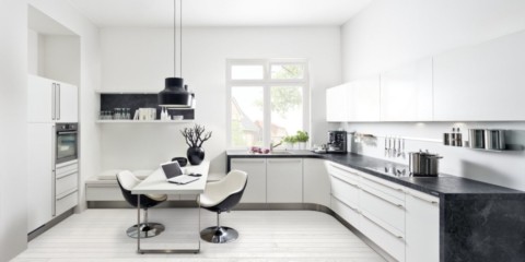 Intérieur de cuisine blanc