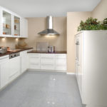 Plancher et plafond gris cuisine beige.