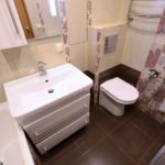 6 sq m bathroom design with floral prints