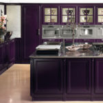 Cuisine violet foncé