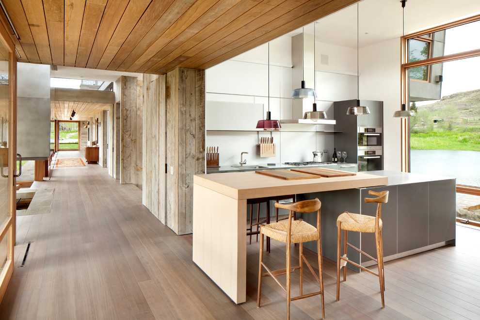 Art nouveau country house kitchen design