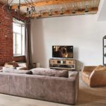 Mur de briques dans un salon de style loft