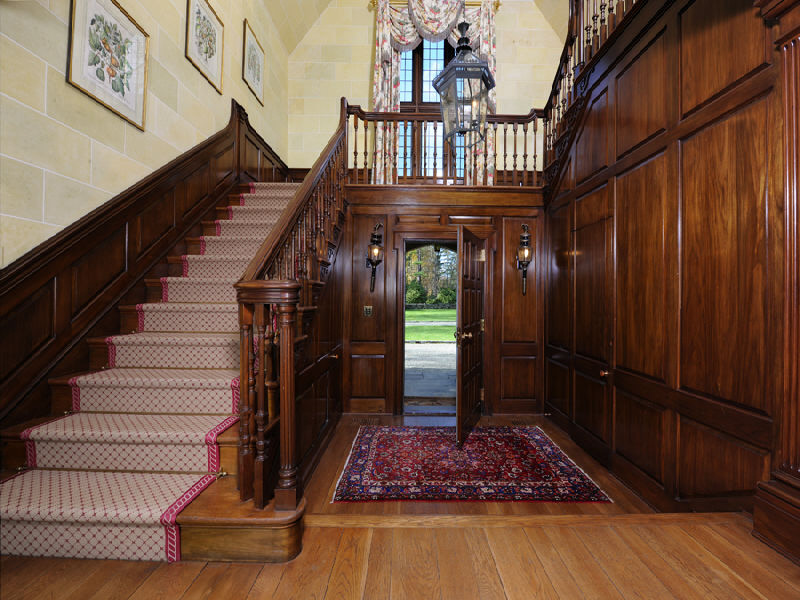 Escalier massif de style britannique