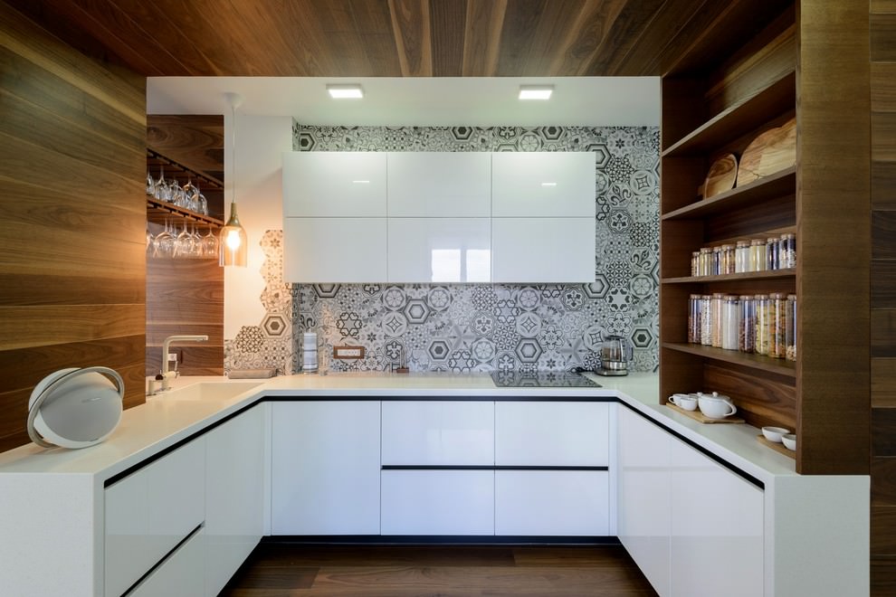 Wood in the kitchen with a white set