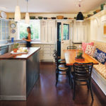 Intérieur de cuisine dans une maison rurale