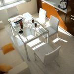 Table de cuisine avec plateau en verre