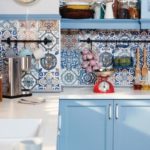 Beautiful kitchen mosaic tile apron