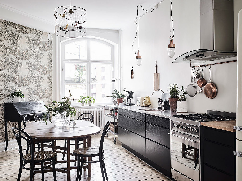 Cuisine de style scandinave noir et blanc