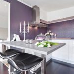 Intérieur de cuisine en violet