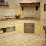 Cucina design con pavimento in ceramica