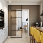 Cucina design con porta scorrevole