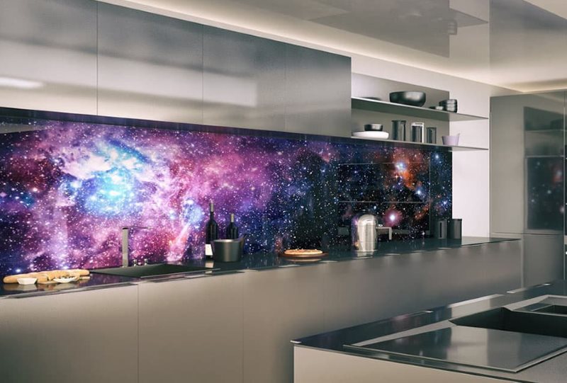 Image de galaxie sur un tablier de cuisine triplex