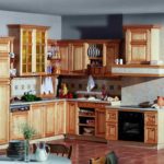 Set da cucina in legno naturale