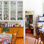 Intérieur de cuisine avec des meubles en bois