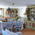 Intérieur de cuisine dans une maison rustique