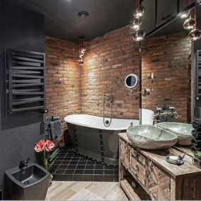 Intérieur de salle de bain de style loft