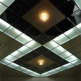 Glass ceiling with integrated lighting