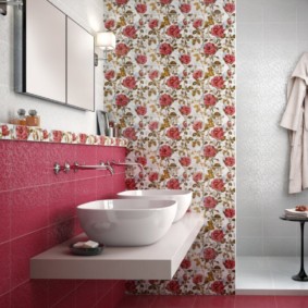 idee di decorazione per piastrelle del bagno