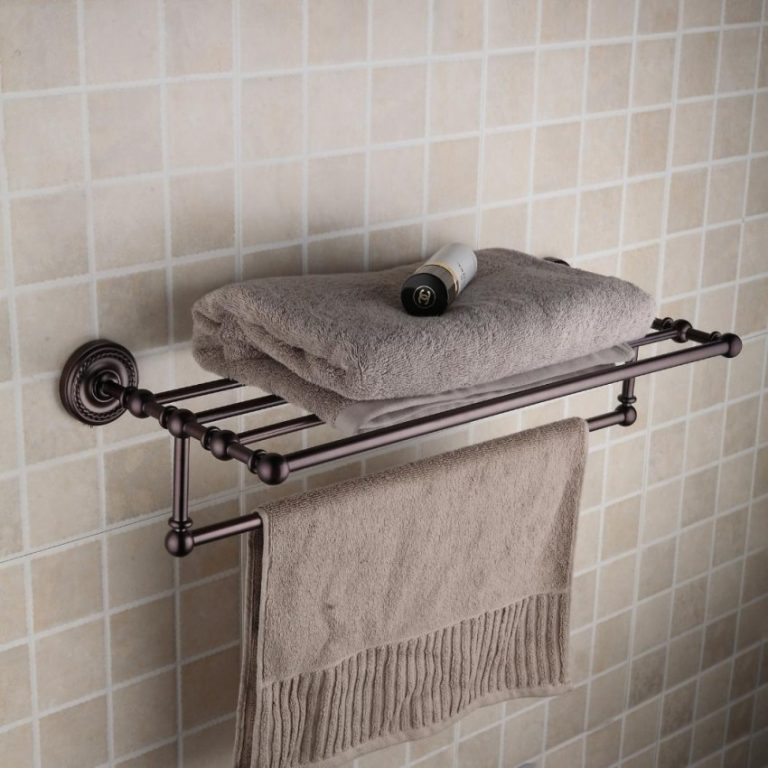 Metal shelf for a bath towel