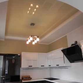 Plafond tendu beige