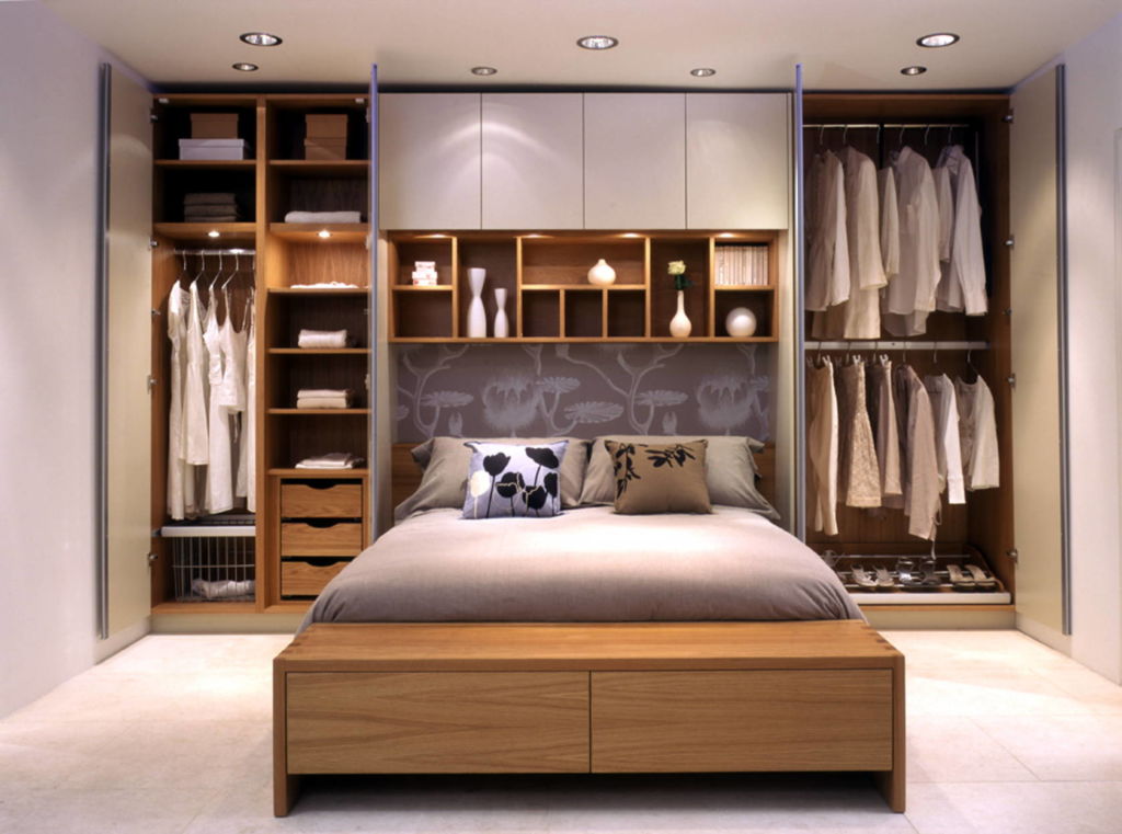 armoire sur le lit dans la chambre design photo