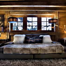 intérieur de chambre de style chalet