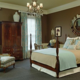 brown bedroom decor