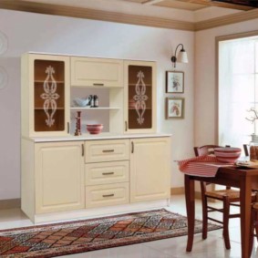 credenza per idee di interni di cucina