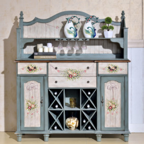 credenza per idee di decorazione della cucina