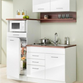 Kitchenette blanche moderne