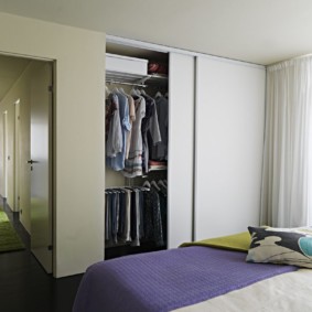 dressing dans la chambre sortes d'idées