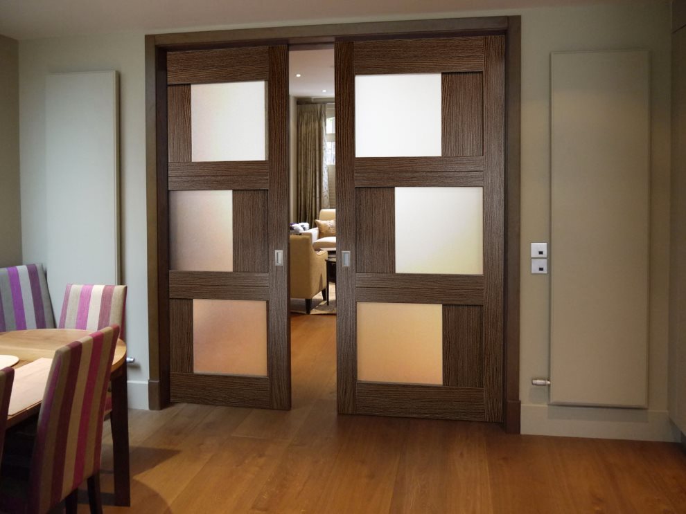 Sliding doors in a three-room apartment