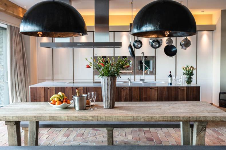 cuisine dans un décor photo maison en bois