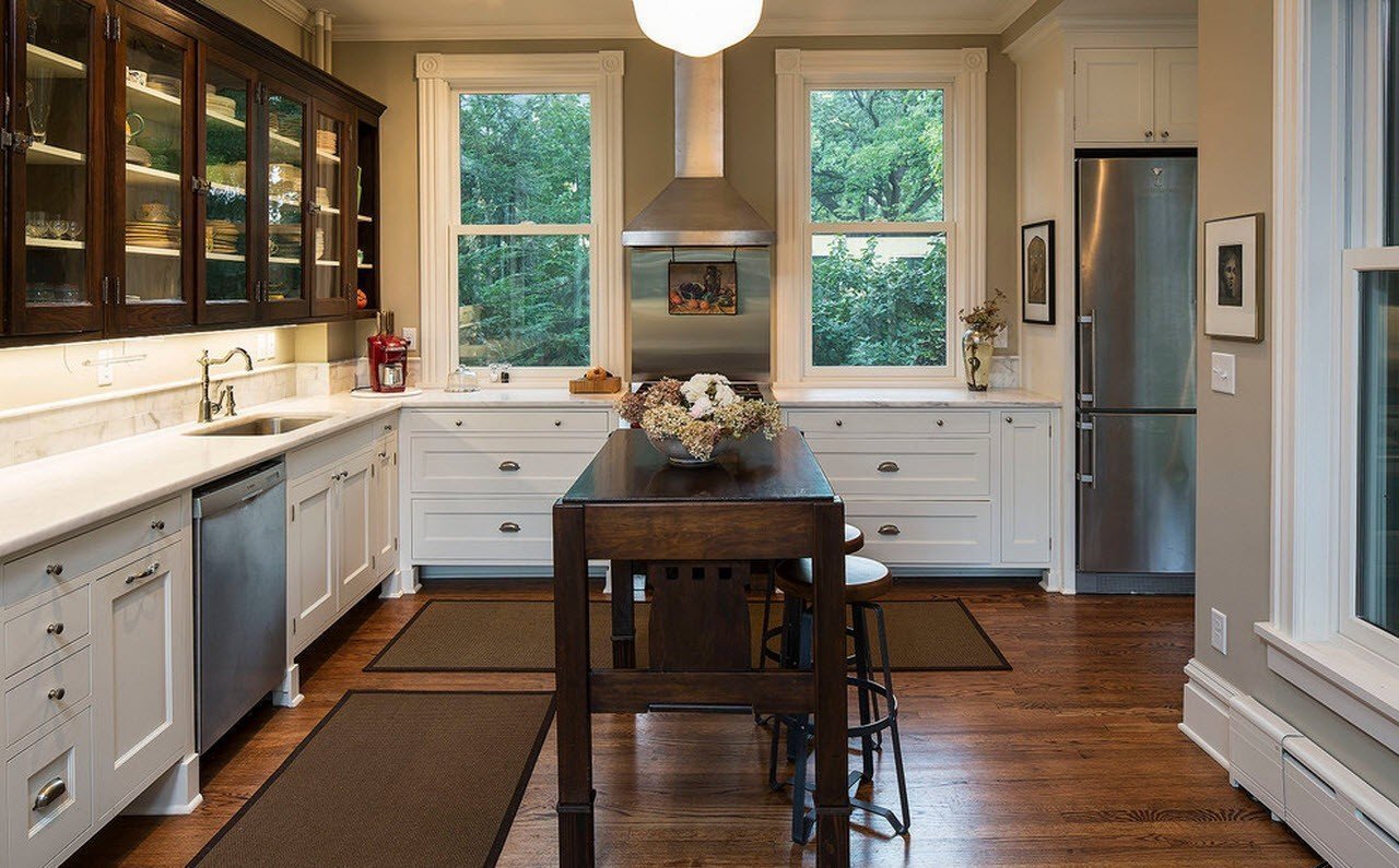 kitchen in a country house design photo