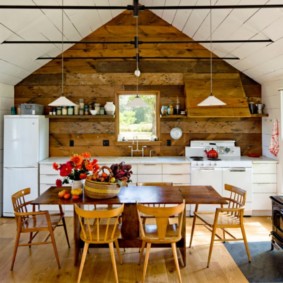 Interno di cucina in una casa di campagna