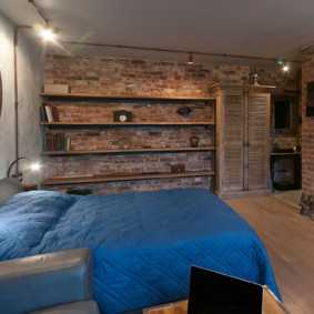 loft dans un petit appartement vue sur la photo