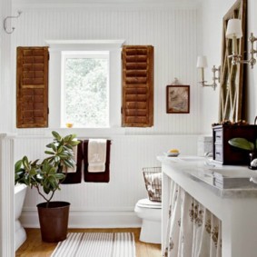 Bright bathroom mat in a private house