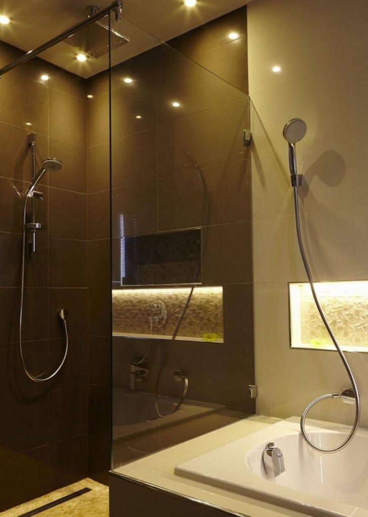 Illuminazione da bagno decorativa minimalista