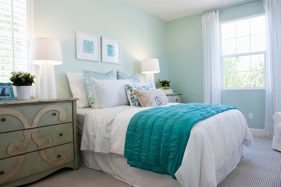 turquoise bedroom photo decor