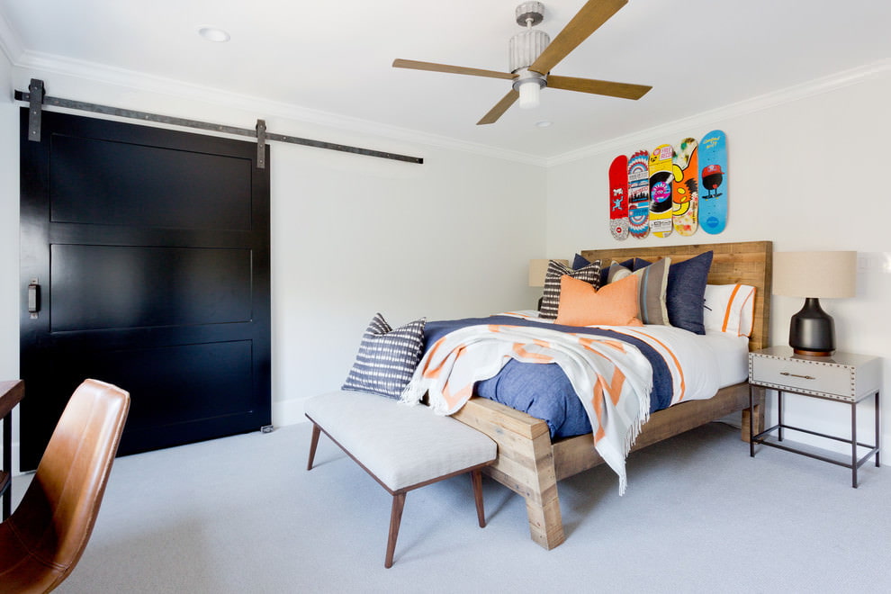 Dark sliding door in the modern bedroom