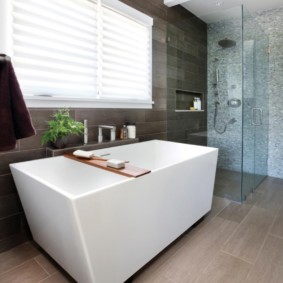 salle de bain avec meubles premium