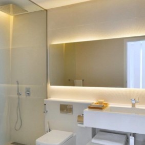 specchio da bagno illuminato