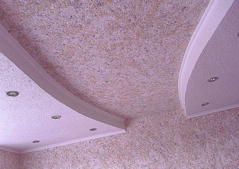 Décoration de plafond de cuisine avec papier peint liquide