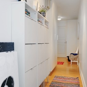 narrow corridor in the apartment photo decor