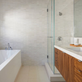 Bathroom design with shower