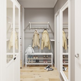 Two-tier shoe storage shelf