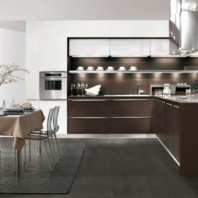 idee di design cucina pavimento scuro