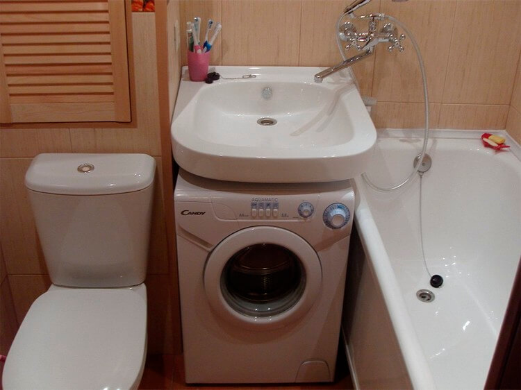 A small bathroom combined with a typewriter