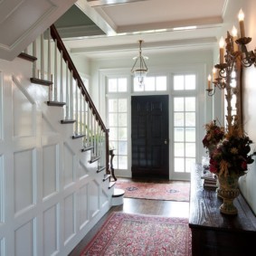 classic style entrance hall