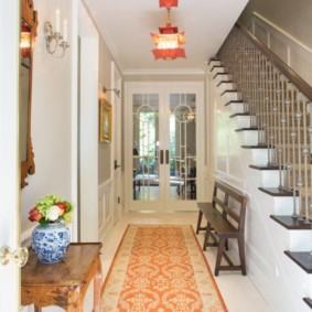 classic style entrance hall